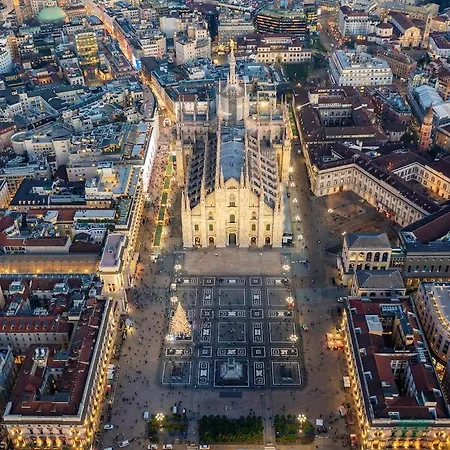 Duomo 10 Min - In The Heart Of 公寓